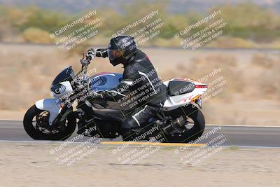 media/Oct-09-2022-SoCal Trackdays (Sun) [[95640aeeb6]]/Turn 15 Inside Distant Pans (1145am)/